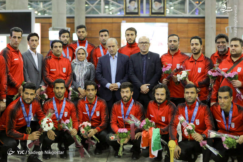 فوتبال،تاج