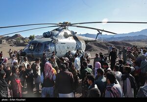 امداد رسانی هوایی به مناطق سیل زده سیستان و بلوچستان