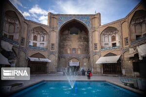 عکس/ حال و هوای بازار بزرگ اصفهان