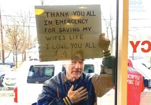 تشکر مرد انگلیسی از کادر درمان برای نجات همسرش