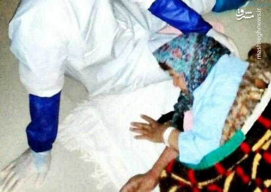چرا این پیر زن کرونایی در بیمارستان روی زمین خوابیده است؟ +عکس