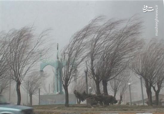 وزش باد در تهران ادامه دارد