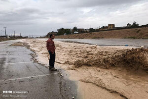 تندباد و باران شدید در استان سمنان