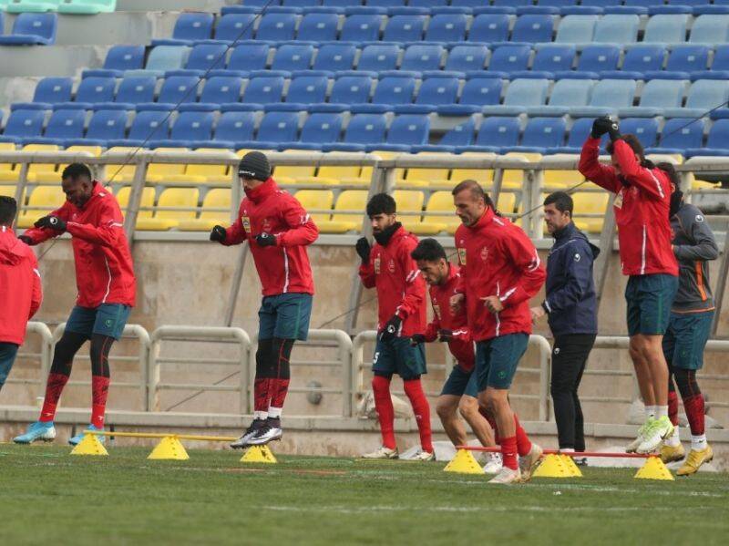 درخواست ۵ تیم برای بازی دوستانه با پرسپولیس