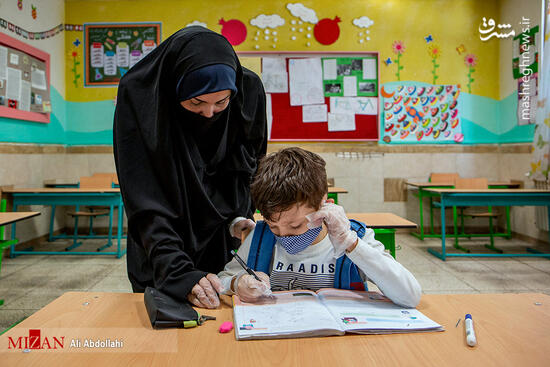 عکس/ مدارس مشهد در اولین روز بازگشایی