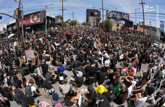 عکس/ سیل جمعیت معترض در لس آنجلس