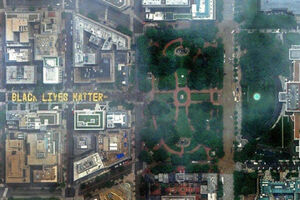 نمای هوایی از خیابان مقابل کاخ سفید