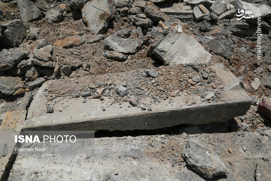 عکس/ تخریب سنگ قبرهای تاریخی تخت فولاد