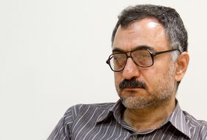 کسی زورش به خاتمی نمیرسد / جبهه اصلاحات تا امروز زیادی عمر کرده است / قرار نیست ناسا تا قیامت باقی بماند / کارگزاران رادیکال نیست / اجازه سرنگونی را به تندروها نمیدهیم