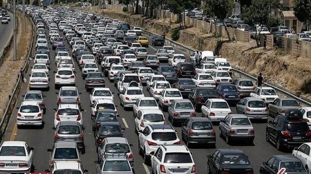 فیلم/ وضعیت ترافیک جاده‌های خروجی تهران