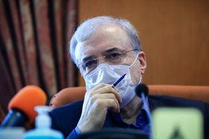کاهش بیش از 40 درصدی مرگ بیماران کرونا/ سلامت باید پلی برای صلح باشد وزیر بهداشت: پرداخت کارانه معوقه کادر درمانی کشور تا پس فردا - کراپشده
