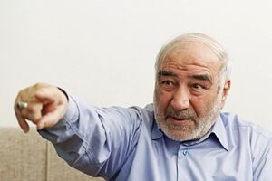 تصرف لانه جاسوسی نقطه آغازین افول آمریکا بود جواد منصوری: تصرف لانه جاسوسی نقطه آغازین افول آمریکا بود - کراپشده
