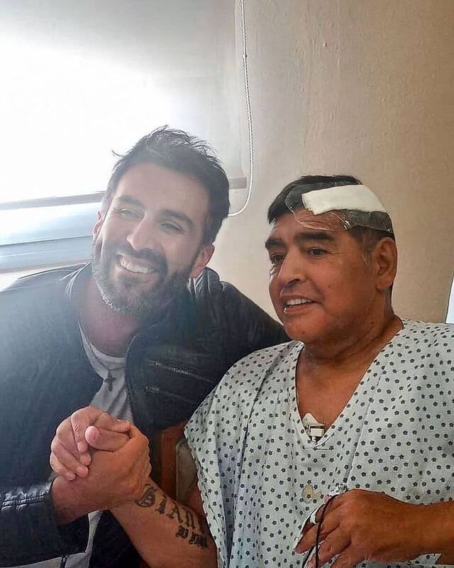 دیگو مارادونا بعد از عمل جراحی+ عکس