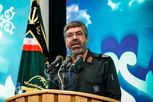 آمریکاییها آمده بودند سارقان نفت ایران را اسکورت کنند
