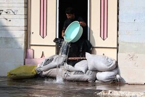 رئیس اداره آبفا بندر امام خمینی با قید وثیقه آزاد شد سیل خوزستان سیلاب نمایه