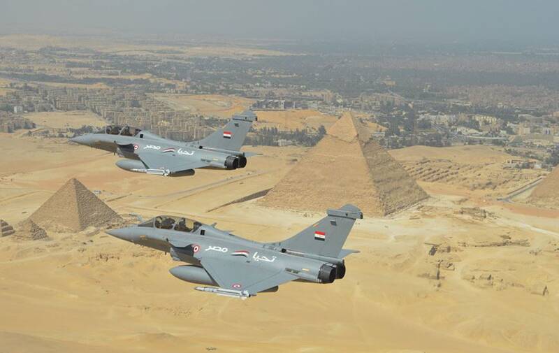 فیلم/ حمله هوایی ارتش مصر به تروریست ها