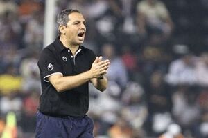 پیشنهادم به تراکتور پایین تر از مبلغ۲ میلیون دلار سایر مربیان است/شجاعی و دژاگه قابلیت حضور در تیم ملی را دارند نمازی: پیشنهادم به تراکتور پایین تر از مبلغ2 میلیون دلار سایر مربیان است/شجاعی و دژاگه قابلیت حضور در تیم ملی را دارند - کراپشده