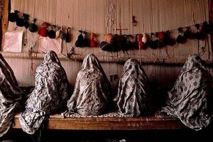 مسجدی که برای زنان روستا درآمد میلیونی دست و پا کرد + عکس