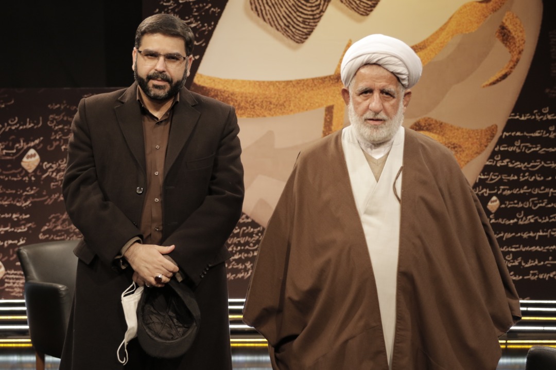 حاج،قاسم،شهيد،بچه،شب،دست،سوريه،عراق،خدمت،نماز،رهبري،الله،ارب ...