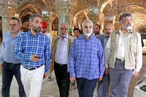 مرور فعالیتهای عمرانی شهید سلیمانی در ایران و عراق/ ستاد بازسازی عتبات باید مردمی بماند مرور فعالیتهای عمرانی شهید سلیمانی در ایران و عراق/ ستاد بازسازی عتبات باید مردمی بماند - کراپشده