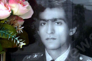 دست قطع شده را در جیبش گذاشت! شهید اسماعیل زارعیان - کراپشده