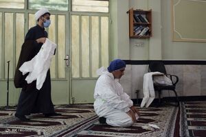 نماز جهادگران در خط مقدم جبهه سلامت