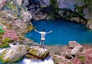 غار آبی زیبای دیورش+ تصاویر