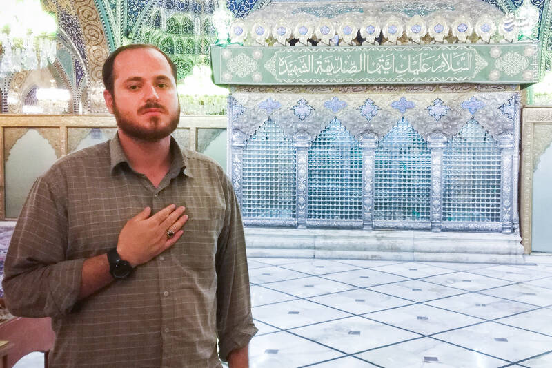 وصیت آقانوید برای خاکسپاری با لباس سپاه