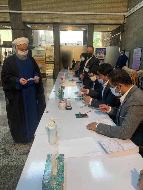 حسن روحانی در انتخابات شرکت کرد