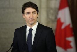 فرار نخست وزیر کانادا از پاسخگویی به خبرنگاران+ فیلم