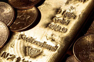 سقوط قیمت جهانی طلا از بالاترین سطح ۱ ماهه