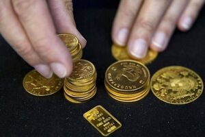 قیمت جهانی طلا افت کرد/ هر اونس ۱۸۲۶ دلار
