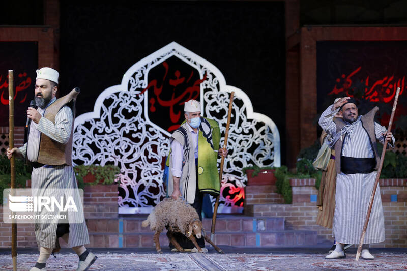 عکس/ تعزیه خوانی «شبیه حسین (ع)»