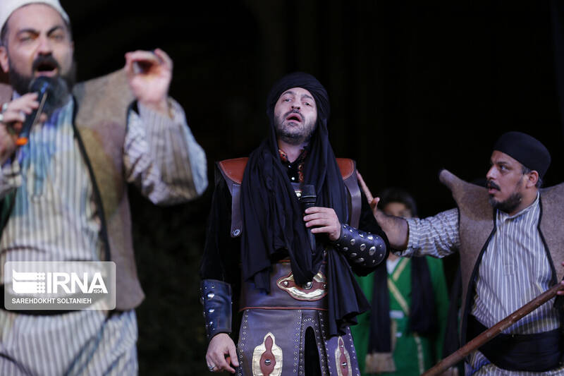 عکس/ تعزیه خوانی «شبیه حسین (ع)»