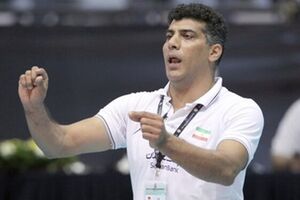 این روزهای والیبال کشور در گفتگو با مظفری / افرادی از صغرسنی حرف میزنند که خودشان صغر بودند