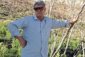 روایت هشت سال پایداری یک اسیر زخمی روایت هشت سال پایداری یک اسیر زخمی - کراپشده