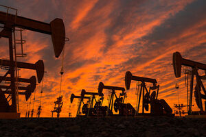 قیمت نفت خام در بالاترین سطح ۷ ساله