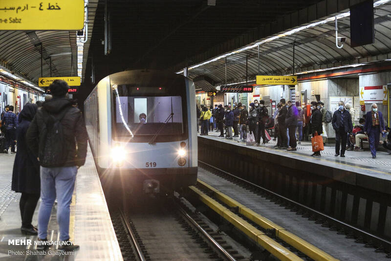 فیلم/ جان باختن کارگر ایستگاه ارم سبز تهران