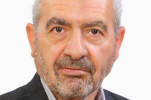 «حاجاحمد نیلیپور» به فرزند شهیدش پیوست + عکس ابوالشهید حاج احمد نیلی پور - کراپشده