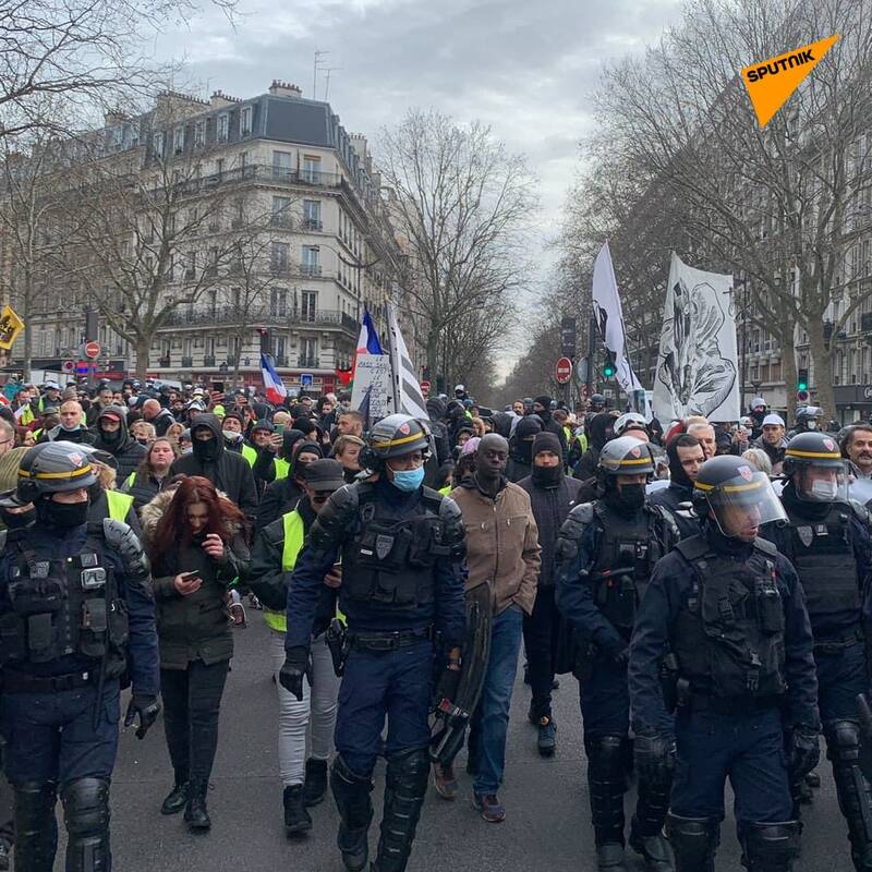 آغاز دور تازه تظاهرات جنبش اعتراضی جلیقه زردها در فرانسه +عکس