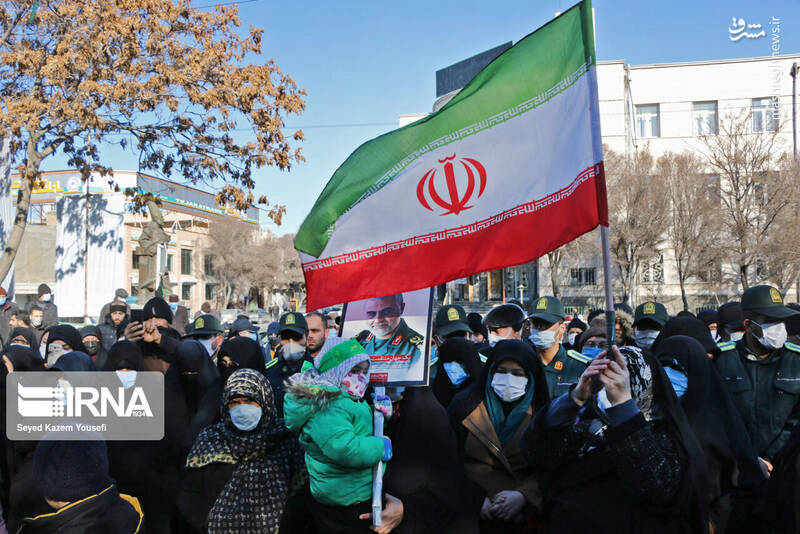 تشییع پیکرهای شهدای گمنام دوران دفاع مقدس در تبریز