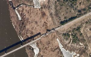 تصاویر ماهواره ای از تخریب پل توسط اکراینی‌ها