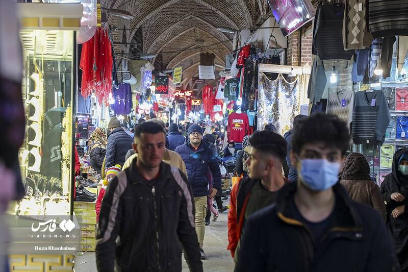 تکاپوی خرید شب عید در بازار تاریخی اردبیل
