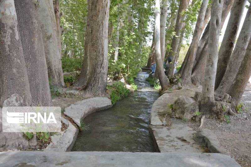 باغ جهانی پهلوانپور مهریز مقصد مسافران نوروزی است