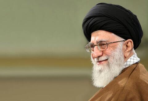 فیلم/ کمک مالی رهبر انقلاب برای آزادی زندانیان نیازمند