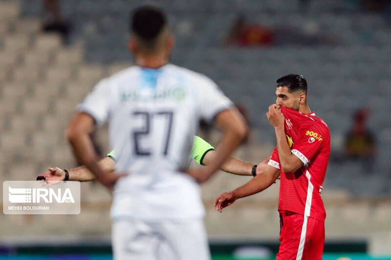 ماندن گلمحمدی وضعیت پرسپولیس را بدتر میکند