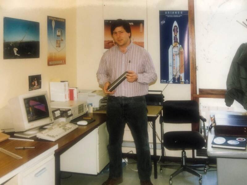 ایلان ماسک؛ یک نابغه اسطورهای یا یک پروژه تبلیغاتی-رسانهای؟ / آیا ماسک واقعا موسس «پی پَل» و «تسلا» بود؟ +تصاویر و اسناد