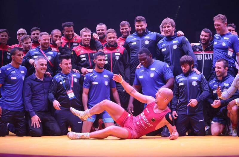 خداحافظی فرنگیکار آلمان در سرشاخ با گرایی + عکس