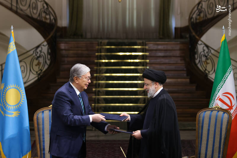 عکس/ امضاء اسناد همکاری بین ایران و قزاقستان