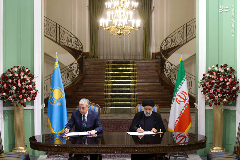 عکس/ امضاء اسناد همکاری بین ایران و قزاقستان